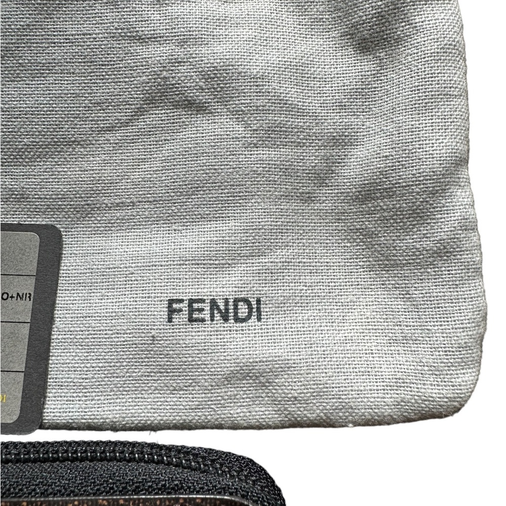 NWOB Fendi canvas coated wallet - Picture 3 of 8